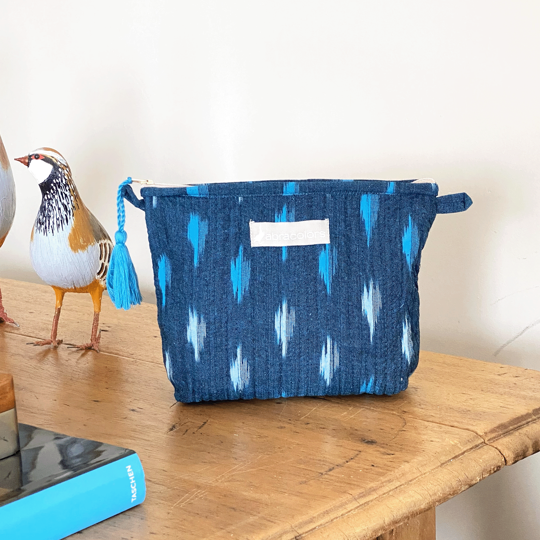 Bolsita ikat azul y turquesa