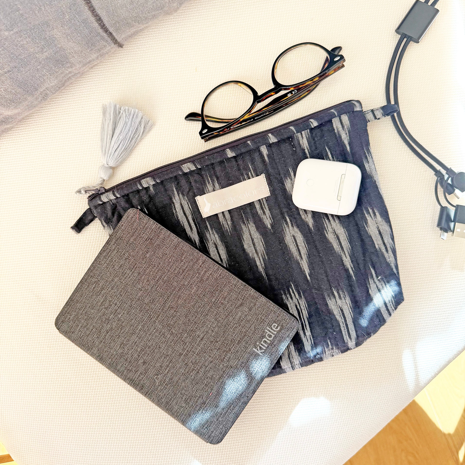Bolsita ikat azul marino